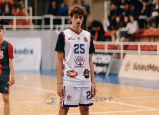 E pazakontë/ Basketbollisti 16-vjeçar i Vllaznisë që luajti tri ndeshje brenda një dite