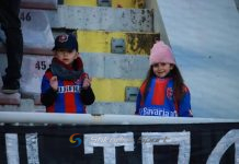 ‘Pa ne, futbolli është i vdekur’ / Thirrja e fortë e ‘Vllaznit Ultras’ kundër ndeshjeve në mesjavë