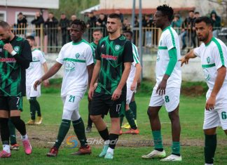 VIDEO/ Basania nuk ia del ndaj Sopotit, mundet brenda në fushën e saj