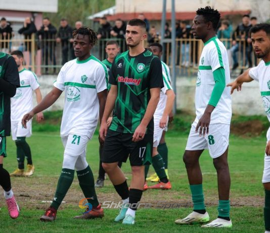 VIDEO/ Basania nuk ia del ndaj Sopotit, mundet brenda në fushën e saj