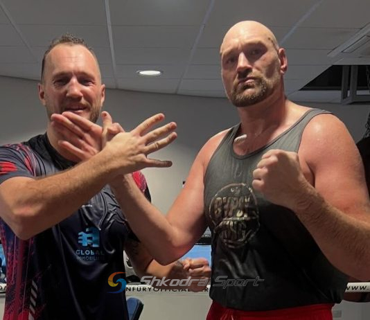 FANTASTIKE/ Nelson Hysa stërvitje dhe ‘sparing’ me kampionin e Botës, Tyson Fury