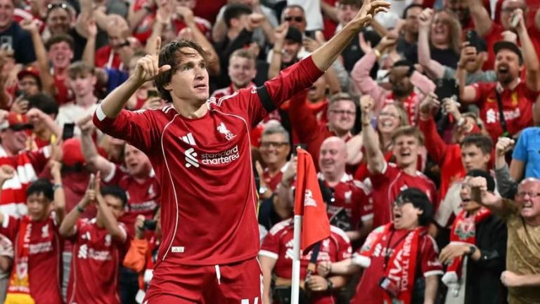 Kaos te Liverpuli, Salah mban peng… kthimin e Kiezës në Itali